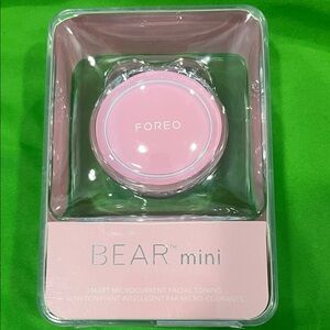 FOREO Bear Mini in Soft Pink